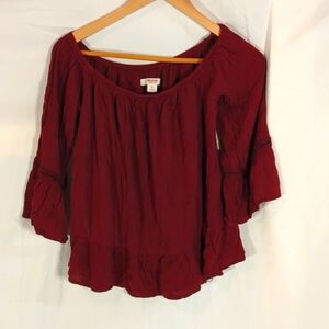 $5 with bundle Mossimo off shoulder red burgundy peasant top with bell sleeves